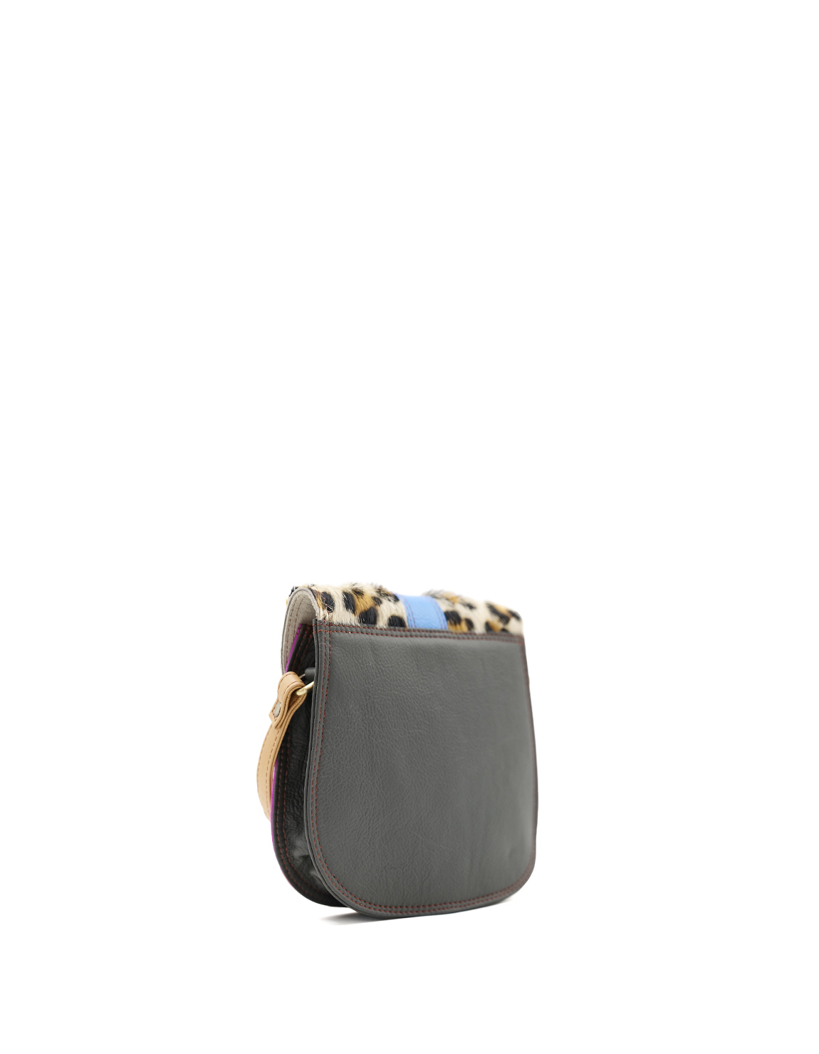 Ferrara_recycledleatherbag_soruka_250725 (24).jpg