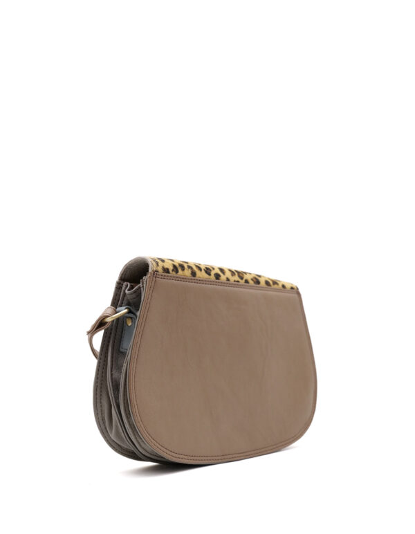 Gemma_soruka_recycledleatherbag_090425 (9).jpg