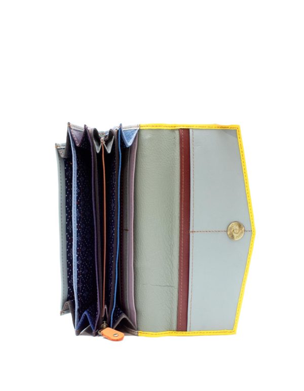 lettersmart_recycledleather_260226 (18).jpg