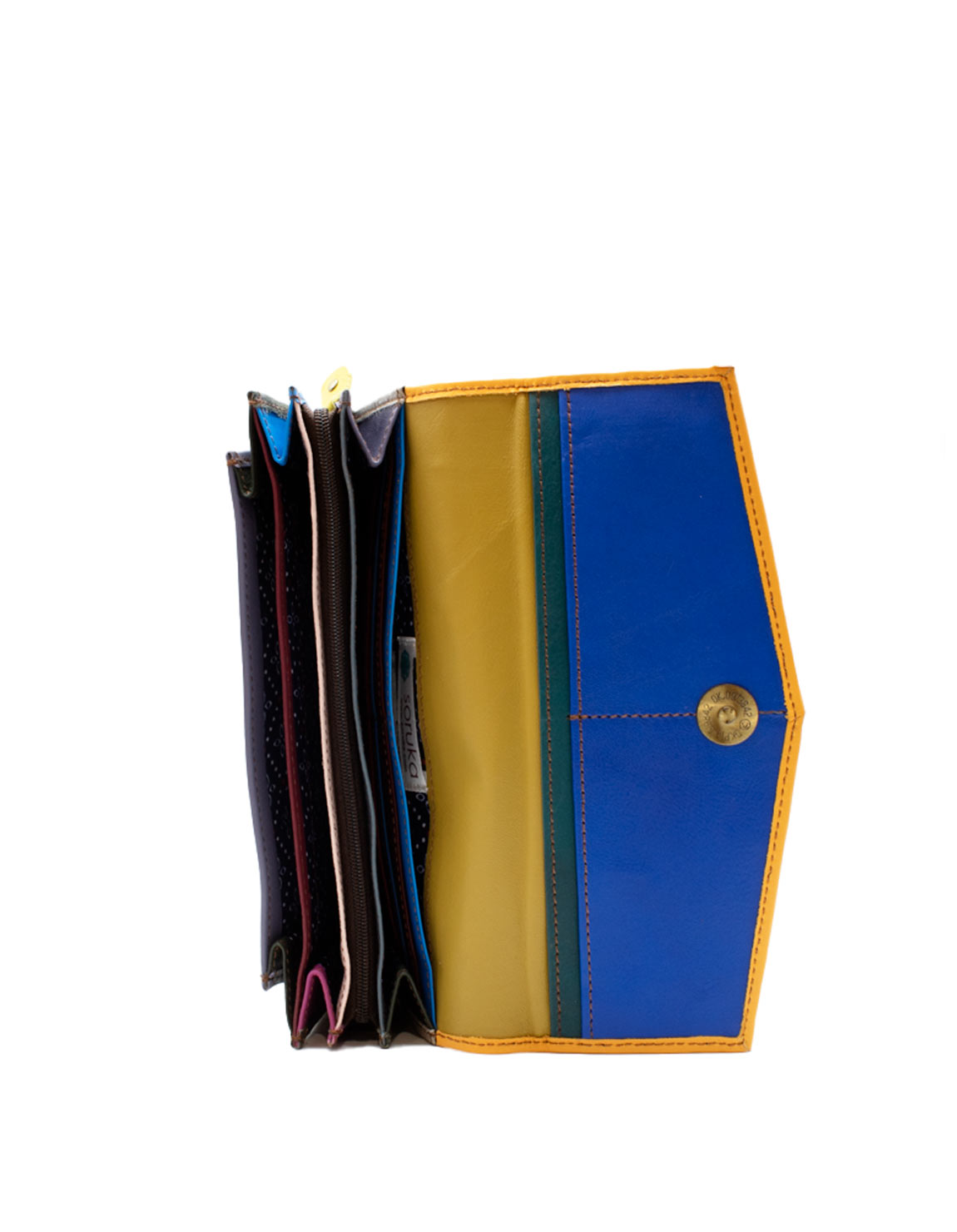 lettersmart_recycledleather_260226 (26).jpg