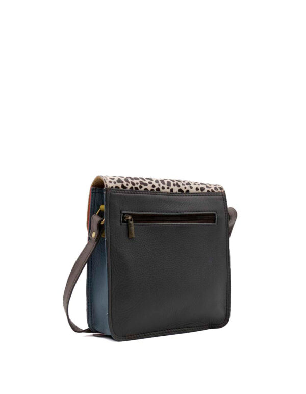 seoul_recycledleater_290126 (1).jpg