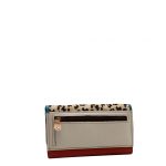 slimwallet_recycledleather_250226 (28).jpg