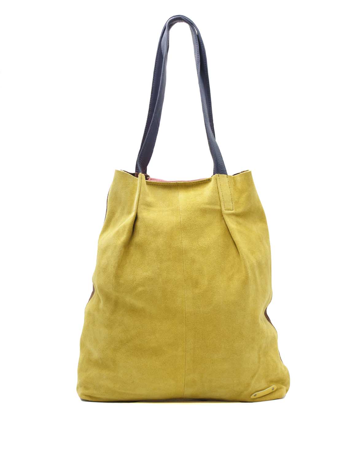 sophia_reccyledleather_040226 (1).jpg