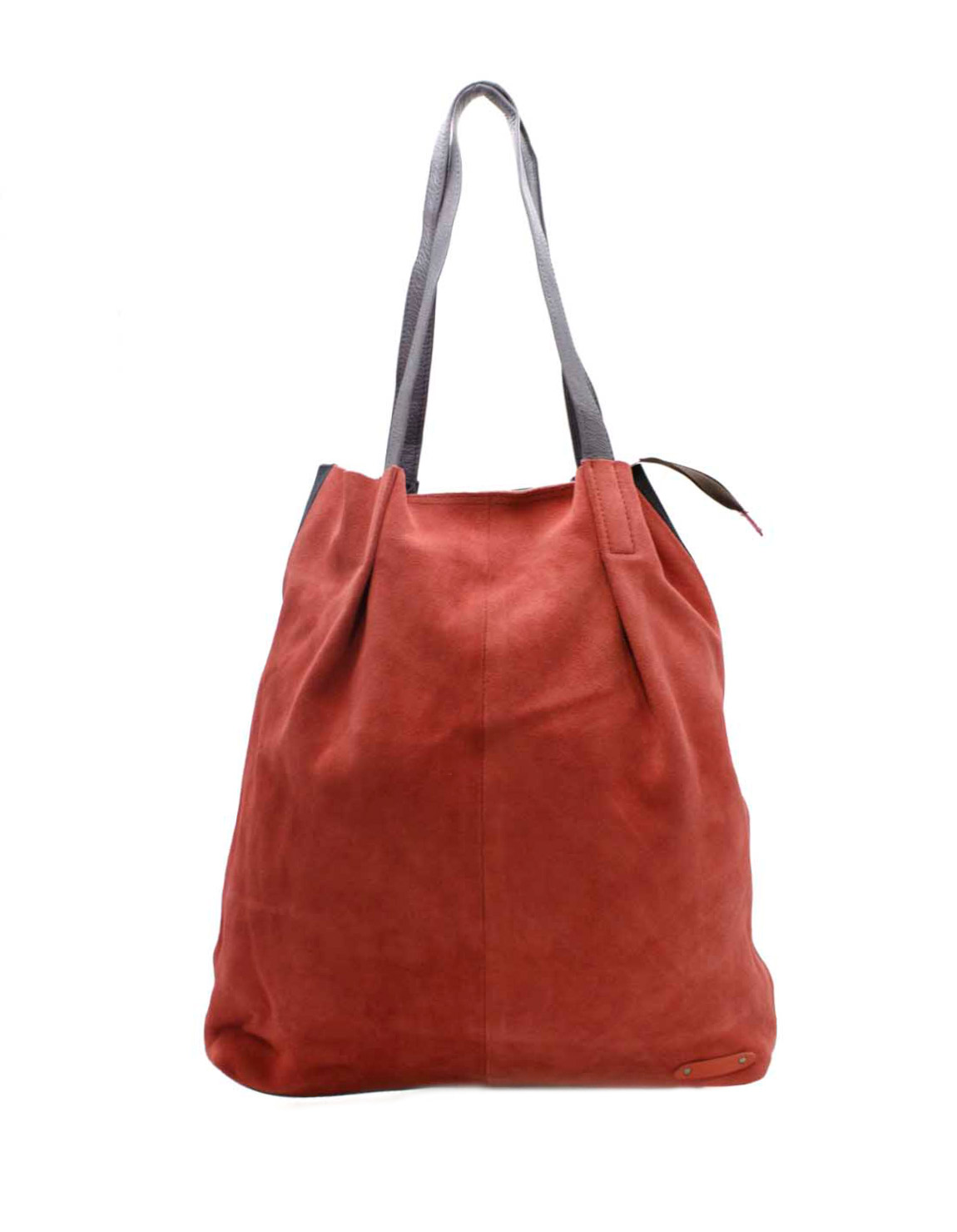 sophia_reccyledleather_040226 (4).jpg