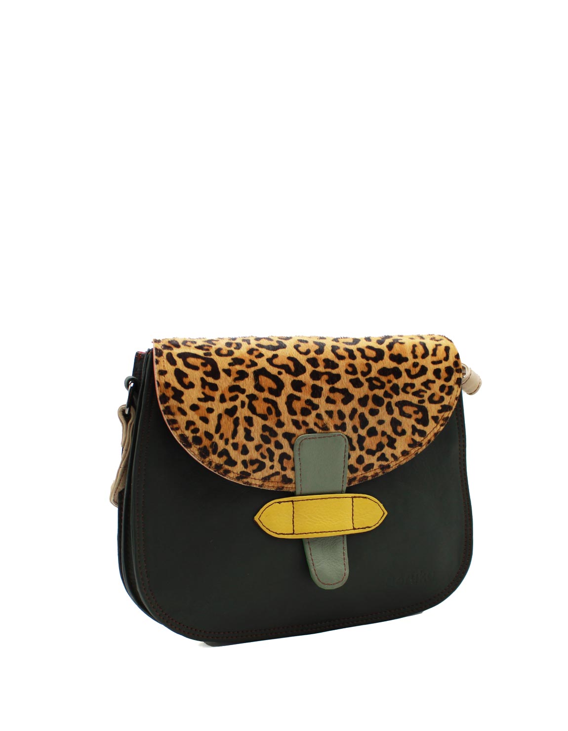oporto_recycledleather_020426-7