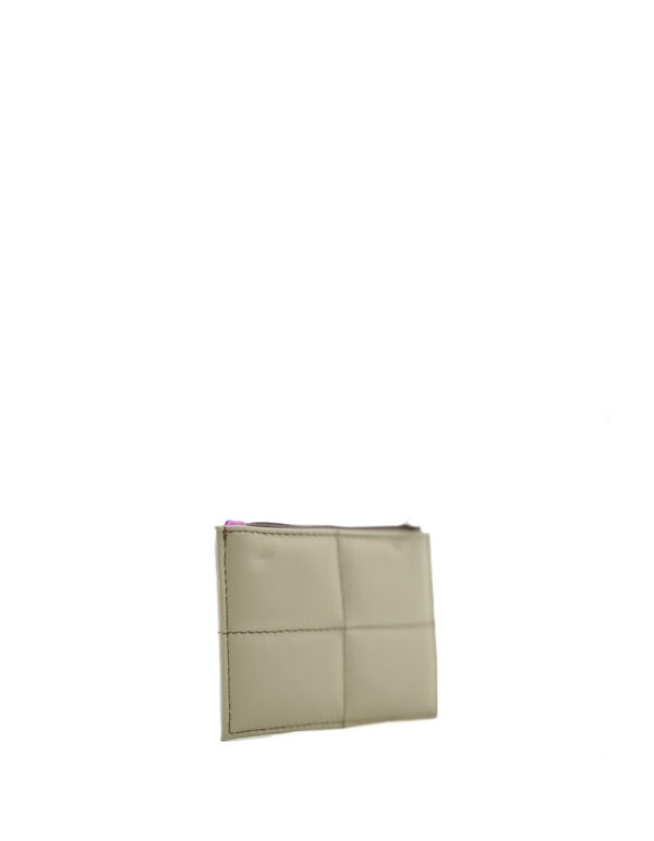 Milos cardholder recycled 110625 (21).jpg