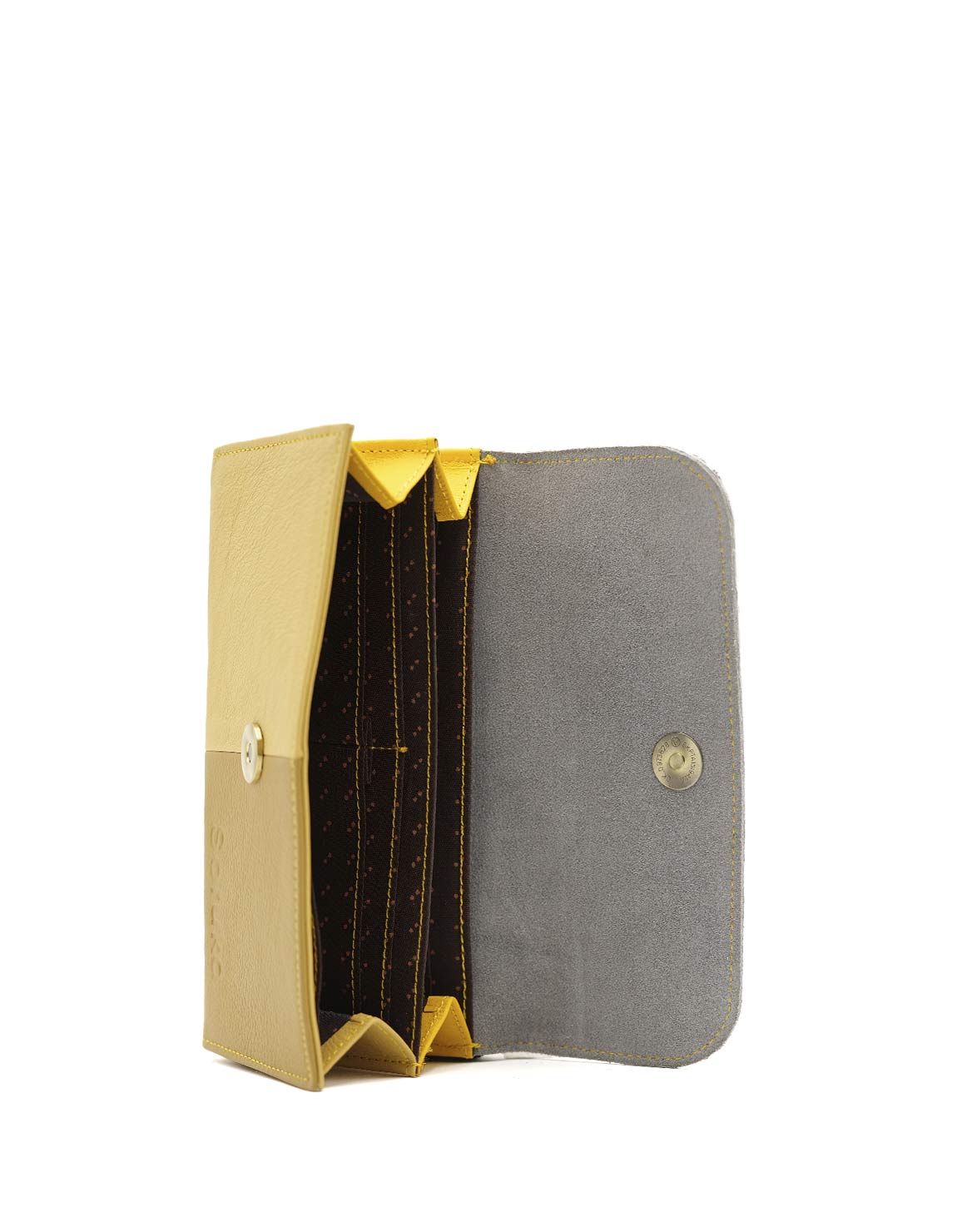 Recycled-leather-wallet-hagen-070425-8