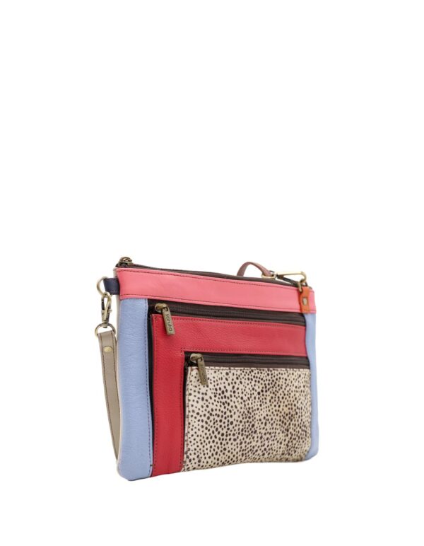 Valencia_recycledleather_121125 (2).jpg