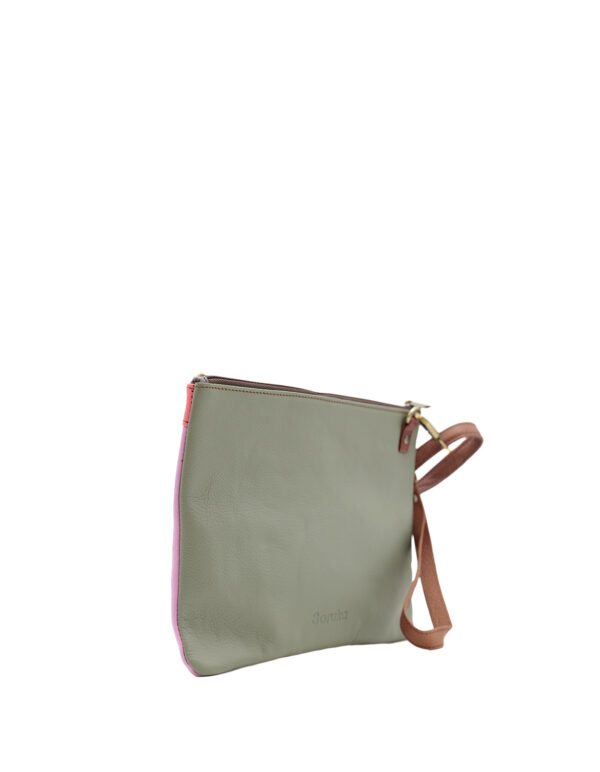 Valencia_recycledleather_121125 (69).jpg